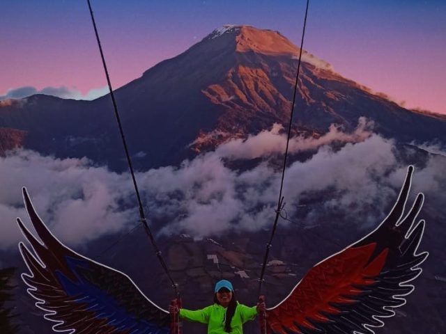 Mirador Ojos Del Volcán-Nido Del Águila